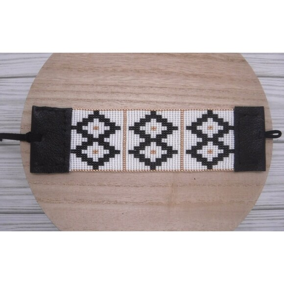 Loom Beaded Bracelet White & Black w/ Leather - Picture 2 of 5